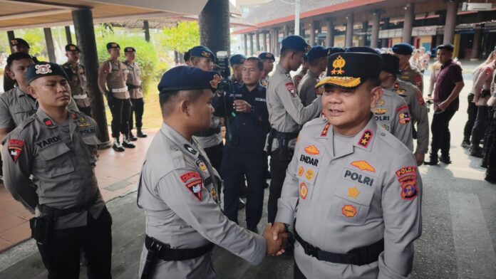 Kapolda Lepas Pasukan Brimob