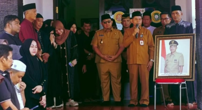 Penghormatan terakhir untuk Mustaqim