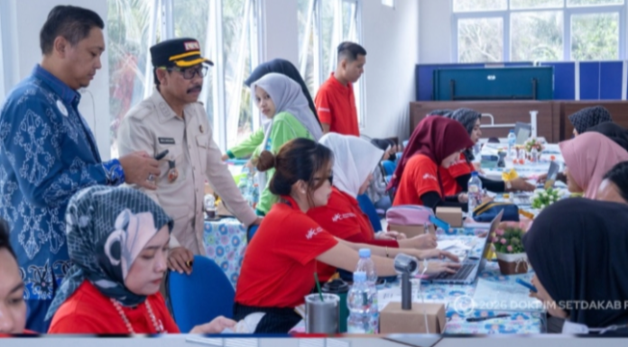 Wabup Tinjau Penajam Cerdas